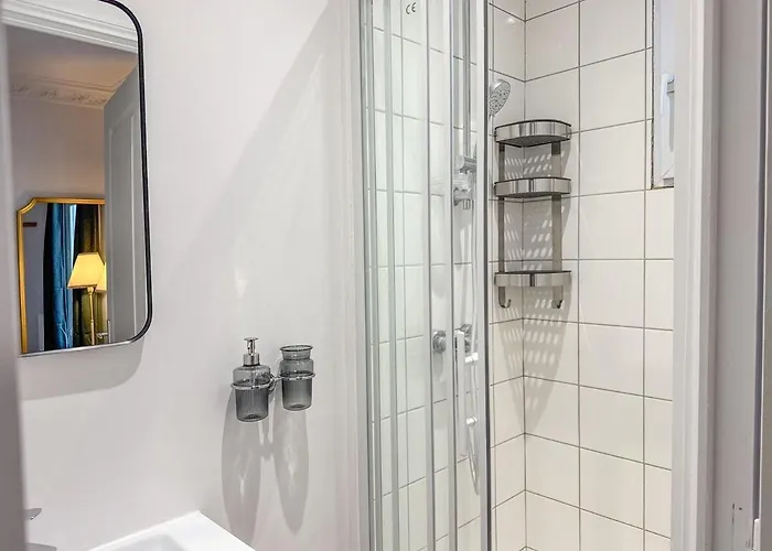 Апартаменты Parisien Elegant & Calme *